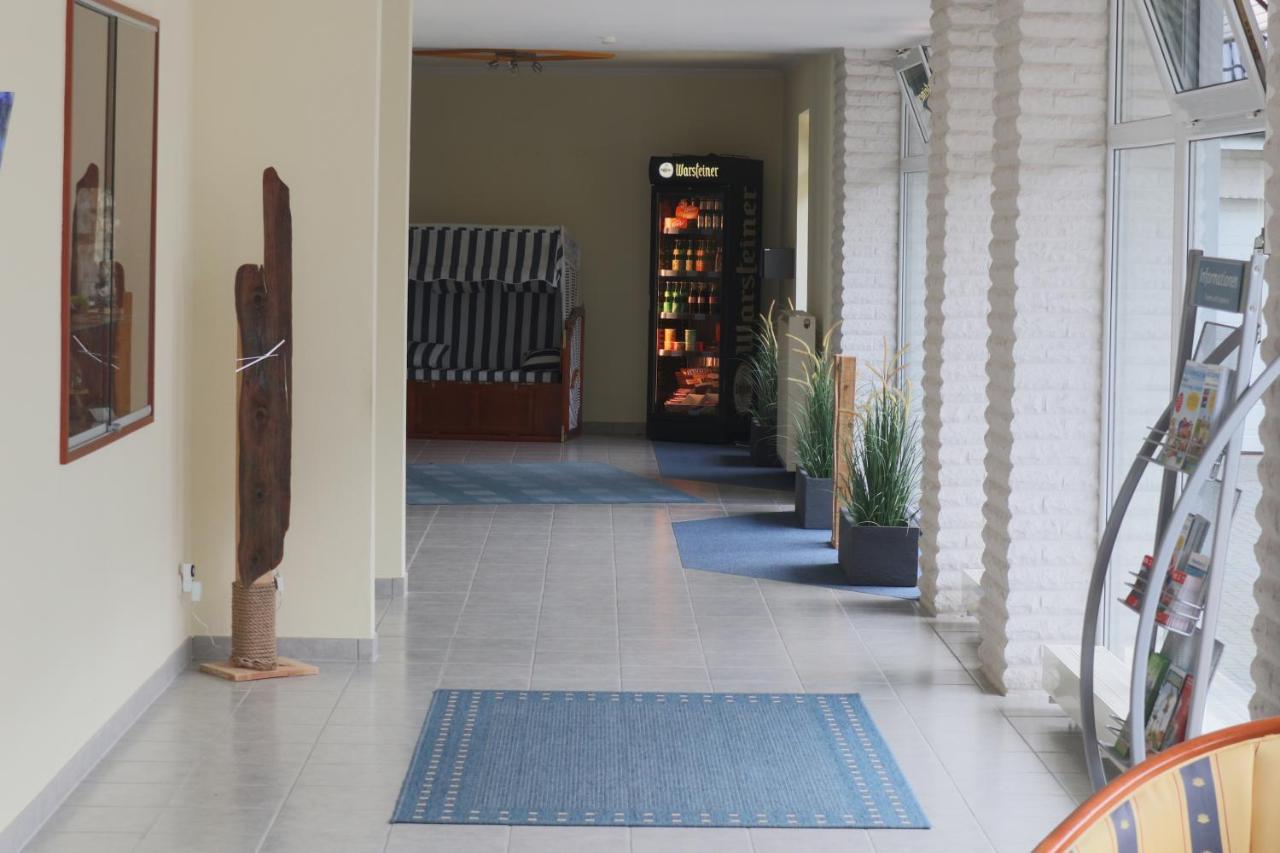 Hotel Am Friesenstrand Тосенс Екстериор снимка
