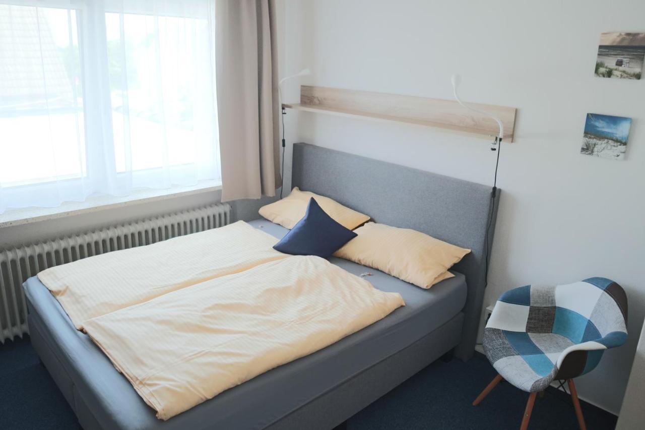 Hotel Am Friesenstrand Тосенс Екстериор снимка