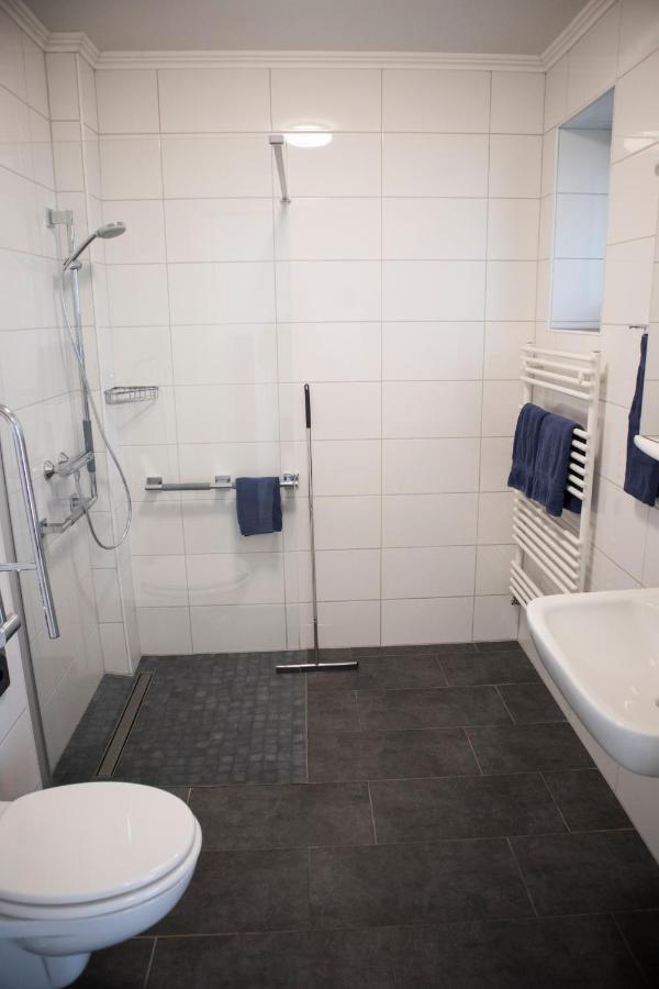 Hotel Am Friesenstrand Тосенс Екстериор снимка