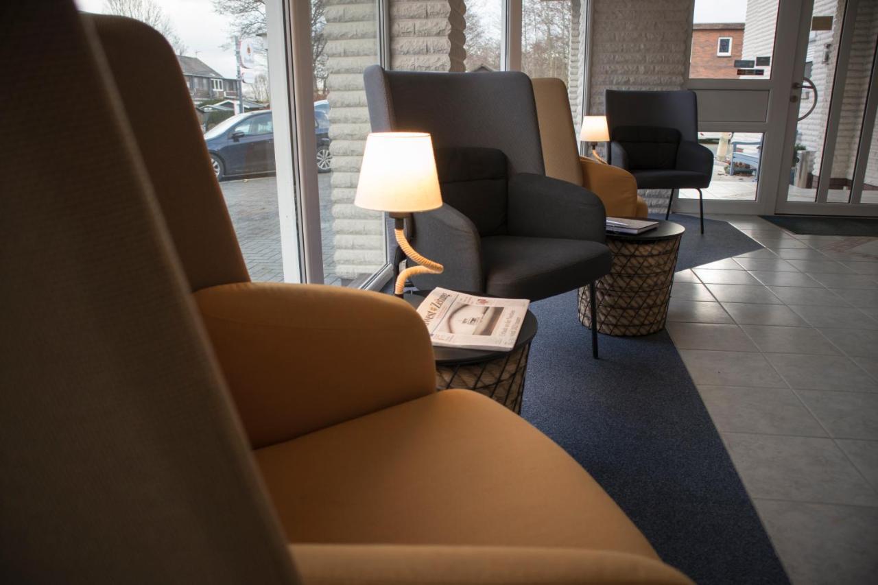 Hotel Am Friesenstrand Тосенс Екстериор снимка