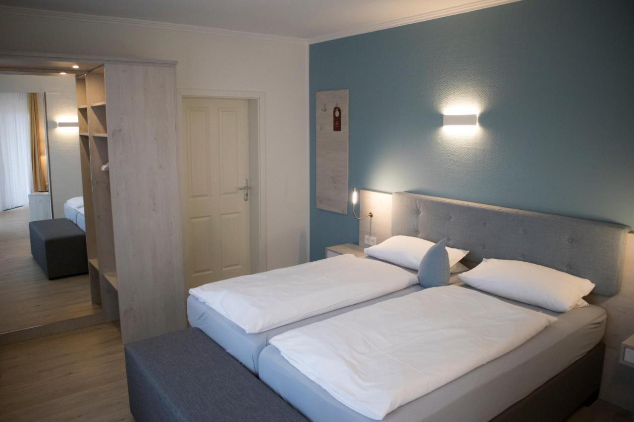 Hotel Am Friesenstrand Тосенс Екстериор снимка