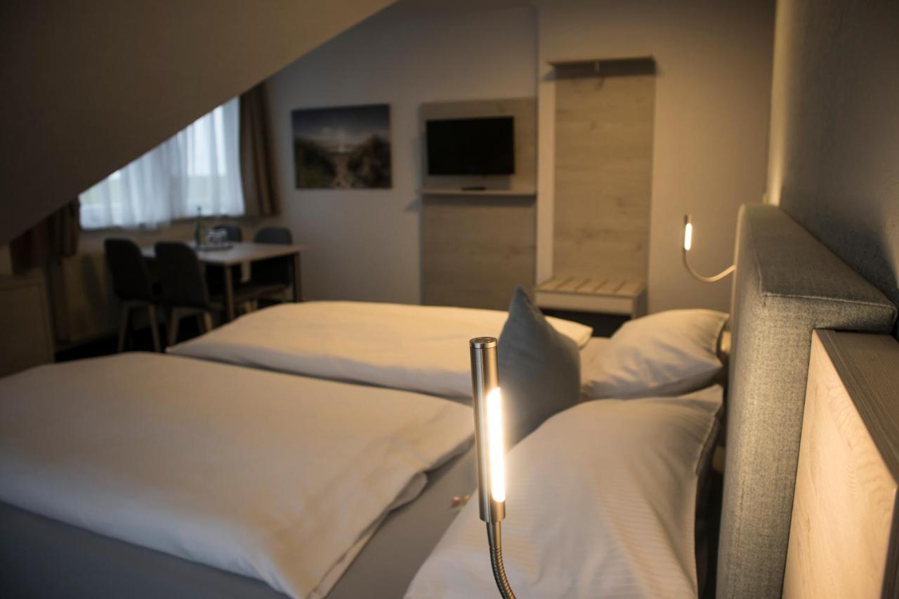 Hotel Am Friesenstrand Тосенс Екстериор снимка