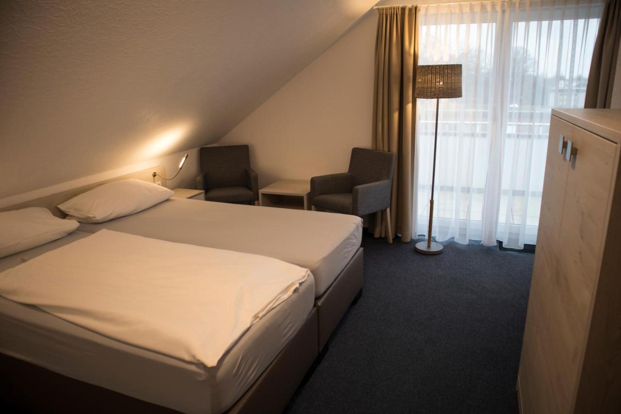 Hotel Am Friesenstrand Тосенс Екстериор снимка