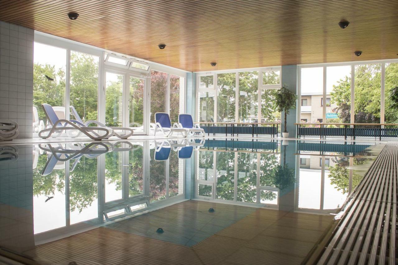 Hotel Am Friesenstrand Тосенс Екстериор снимка